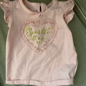 Long sleeves and shirts